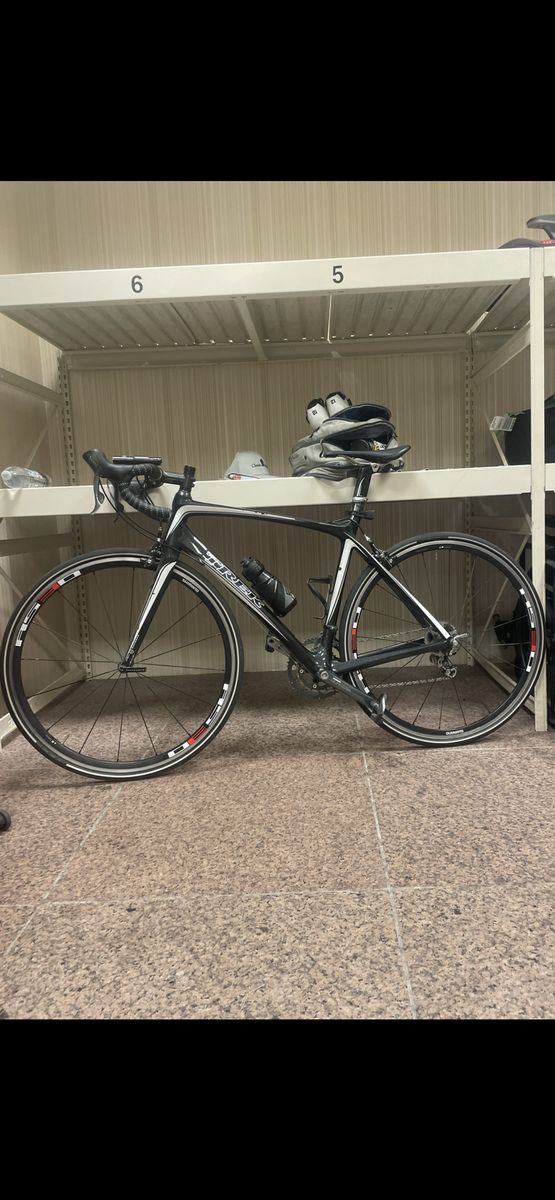 trek Madone 5.2 52cm