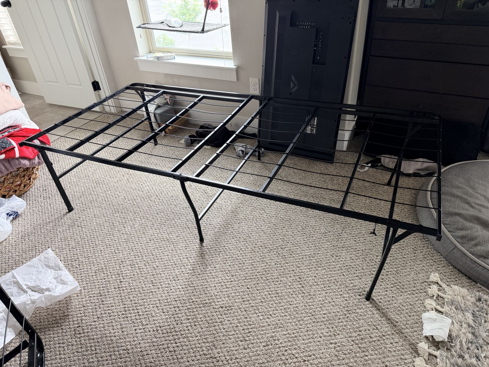 Metal king bed