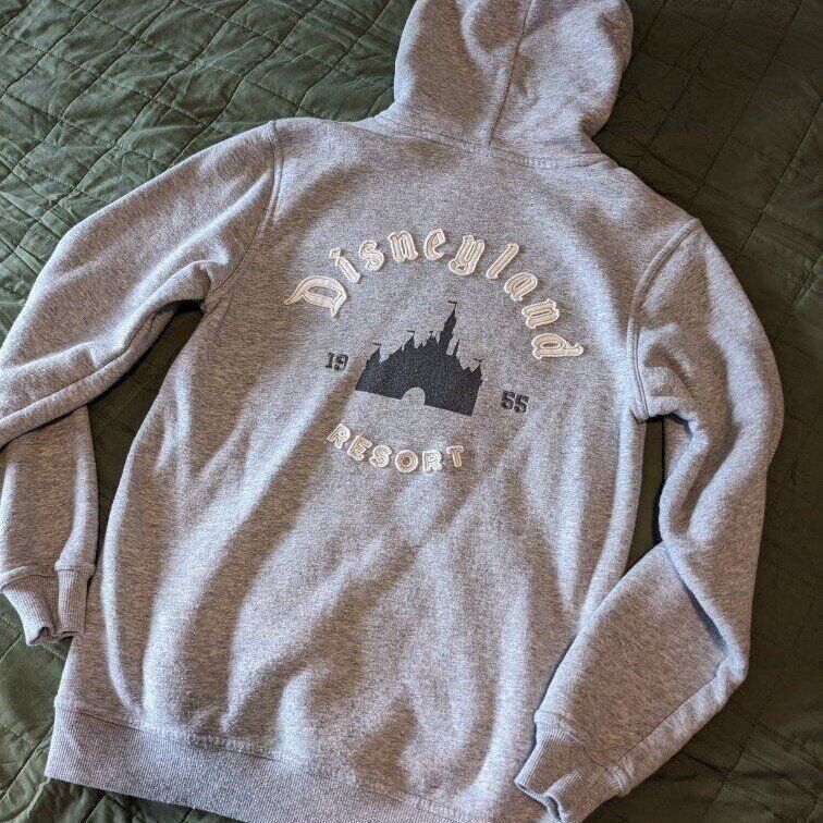 Adult XS Disneyland Sweatshirt