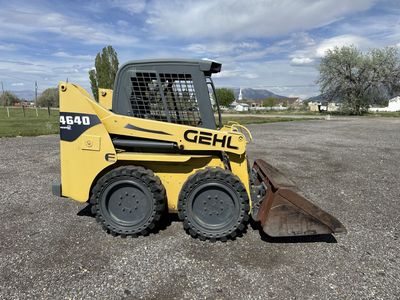 Gehl 4640 Skid Steer Loader - 6387 Hours, Good Condition, Ready for Work