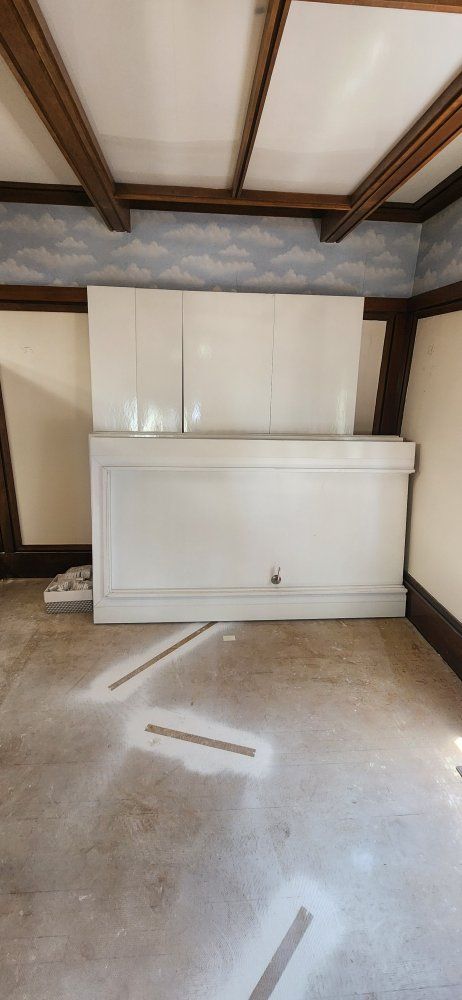 build  a room deviders with a locking door