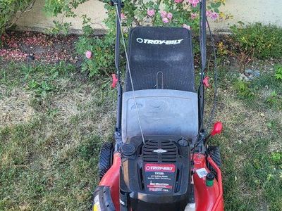 Troy-Bilt TB115 21" Rear Wheel Drive Gas Walk-Behind Push Lawn Mower w/ Bag