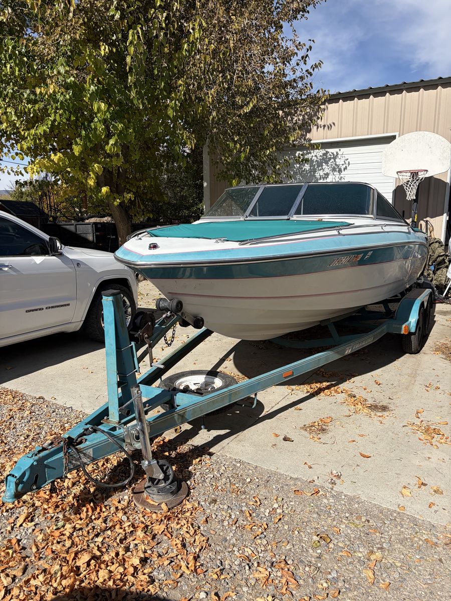 1992 Reinell 20’