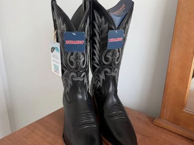 Women’s Cowboy Boots - Size 10 New with Tags