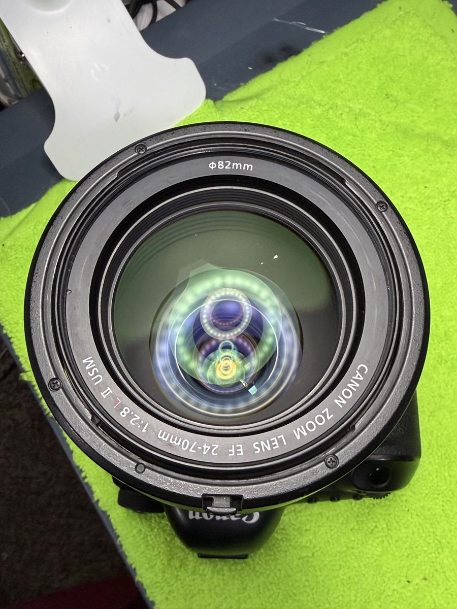 Main image 12