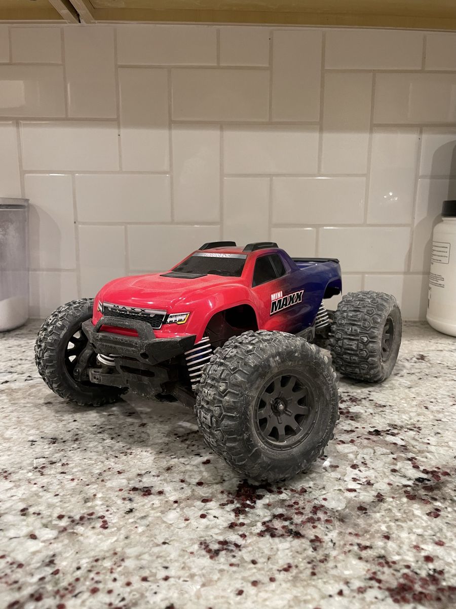 Traxxas Mini Maxx