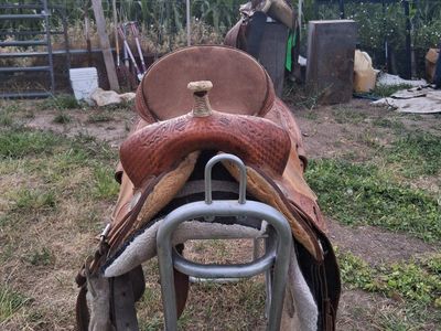 14in barrel saddle, in perfect condition
