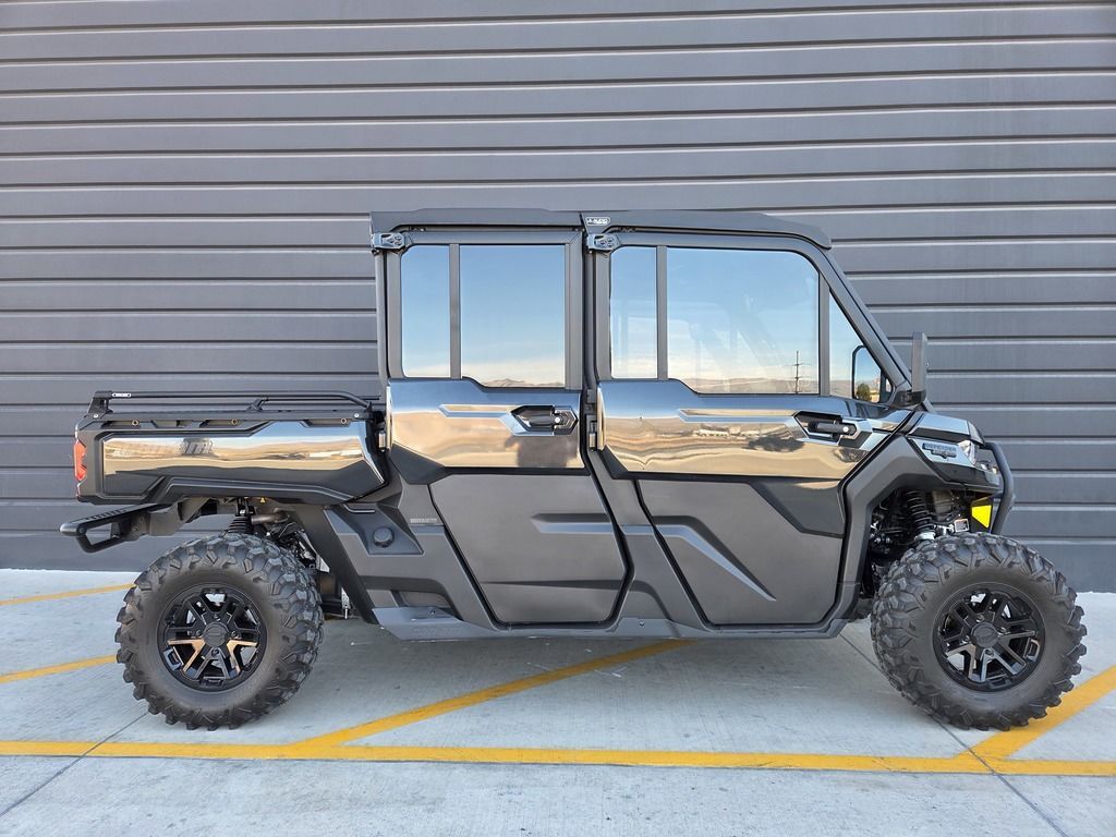2025 Can-Am® Defender MAX Lone Star Cab HD10