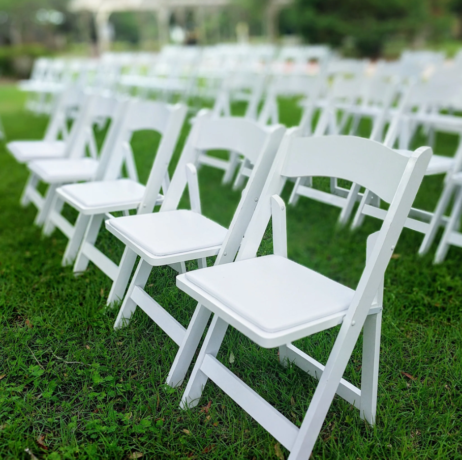 RUTHS RENTALS - WE RENT CHAIRS, TABLES, WEDDING ARCH, AND MORE CHECK US OUT