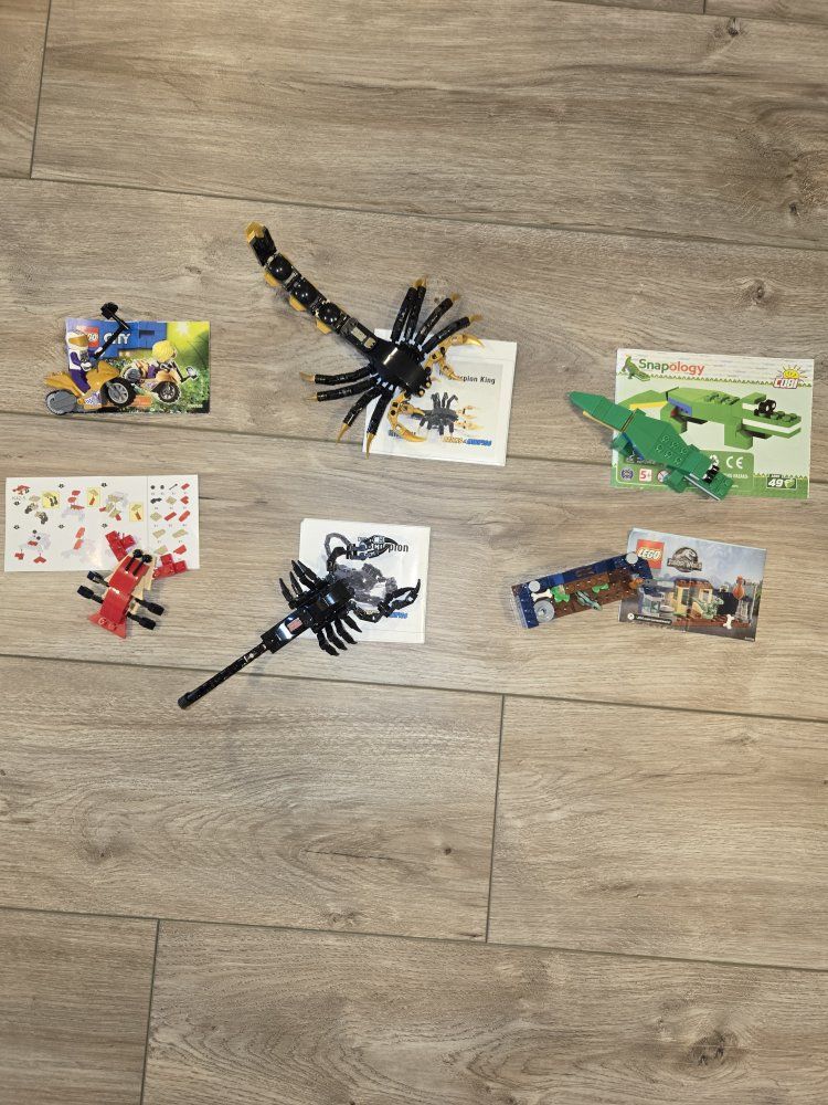 6 Mini Lego Sets $6