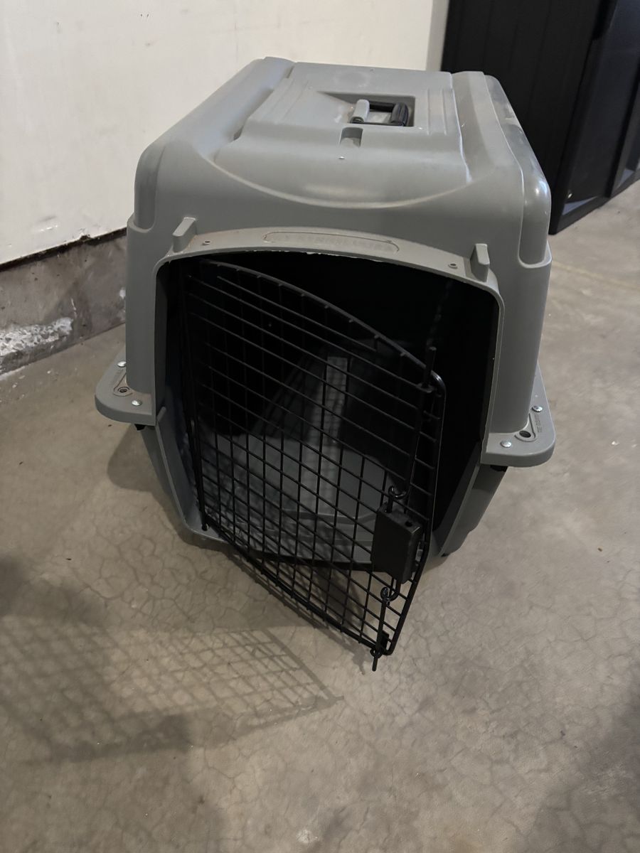Medium Pet Crate