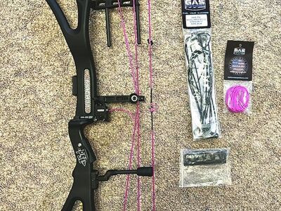 PSE MACH 33 DS (80lb) + excessories