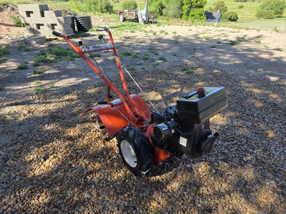 Ariens Rocket VII Tiller - rear tine