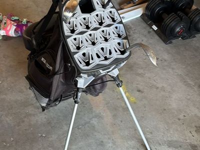 Ask Echo Golf Bag with Stand - Used, Black/White