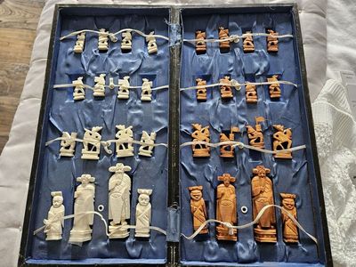 Antique Hand Carved Chinese Warrior Ivory / Bone Chess Set