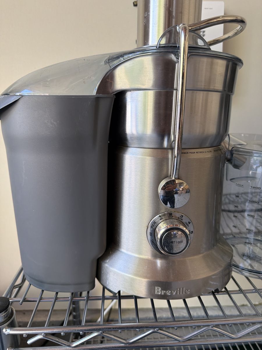 Breville Stainless Steel Kitchen Appliance / Juicer Blender Combo