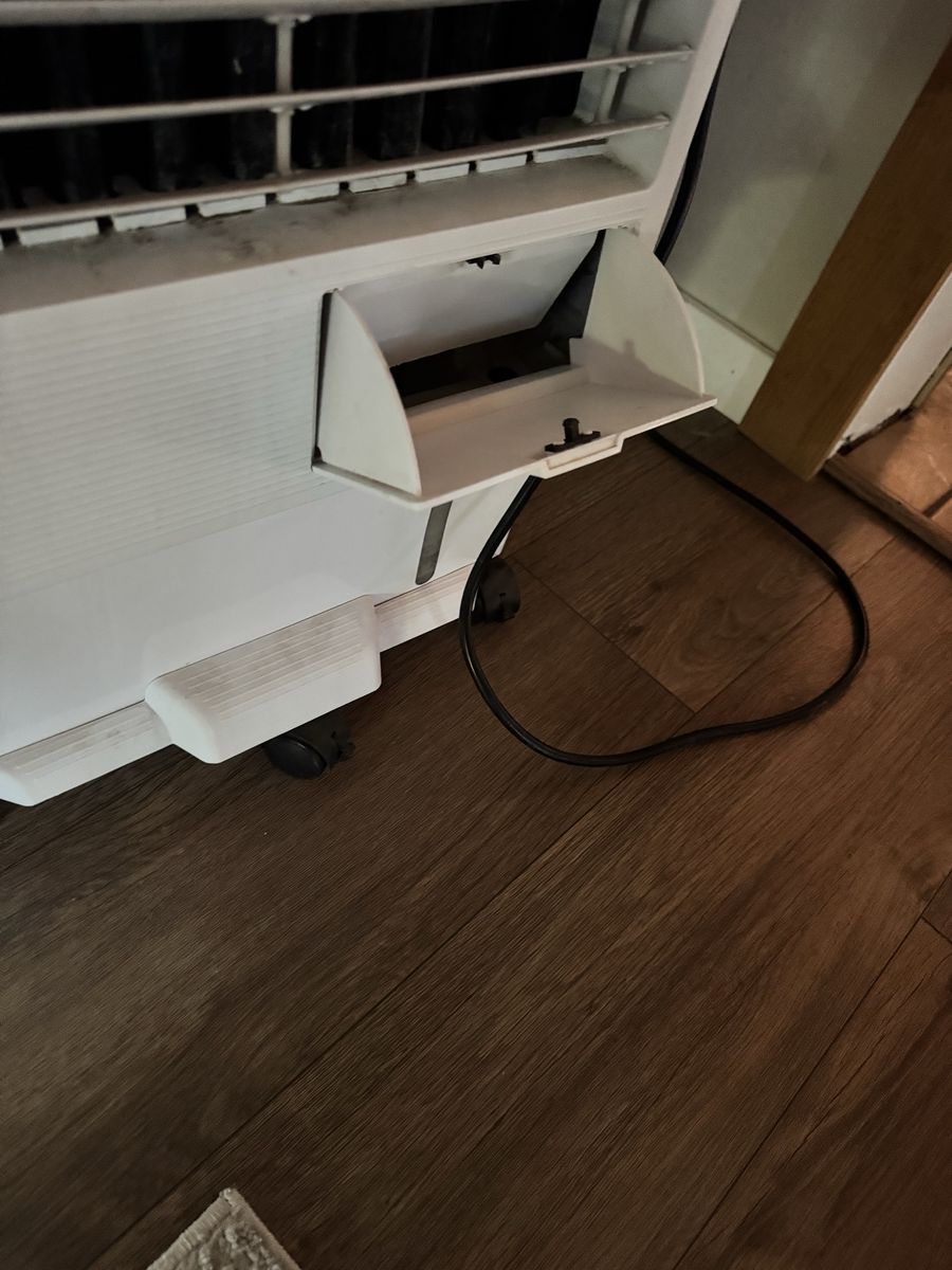 Main image 2