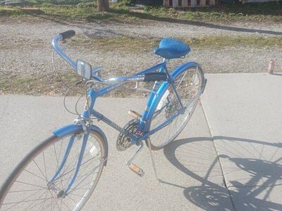 pristine Schwinn Suburban 10 speed