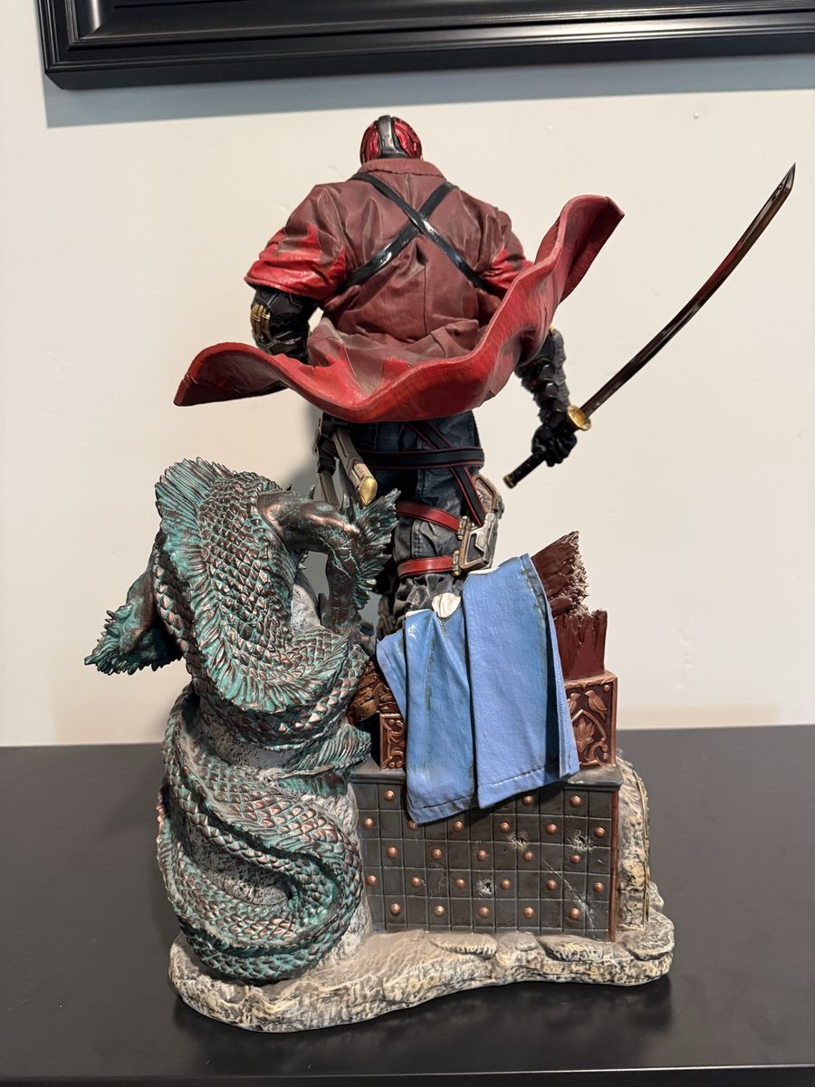 Main image 4