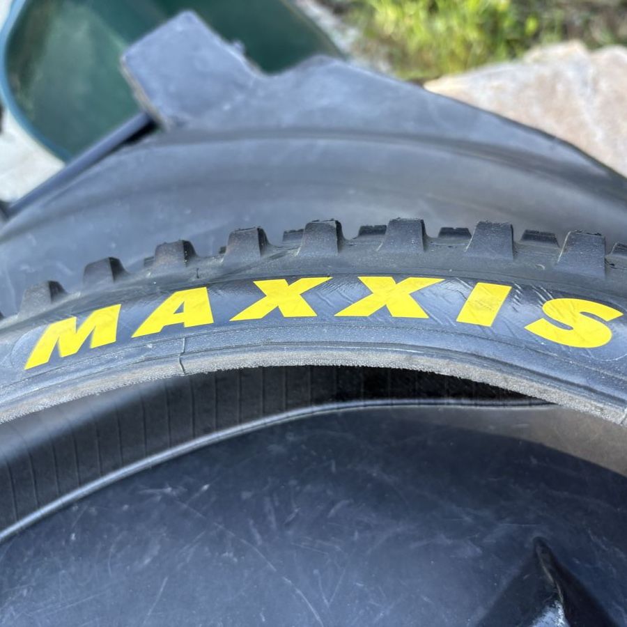 Maxxis Shorty pair 29” x 2.5”