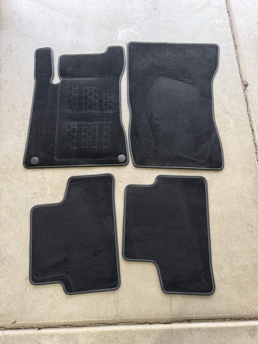 Brand new OEM 2023 Mercedes Gla  floor mats