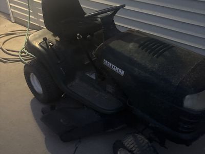 Craftsman lawn tractor , riding mower