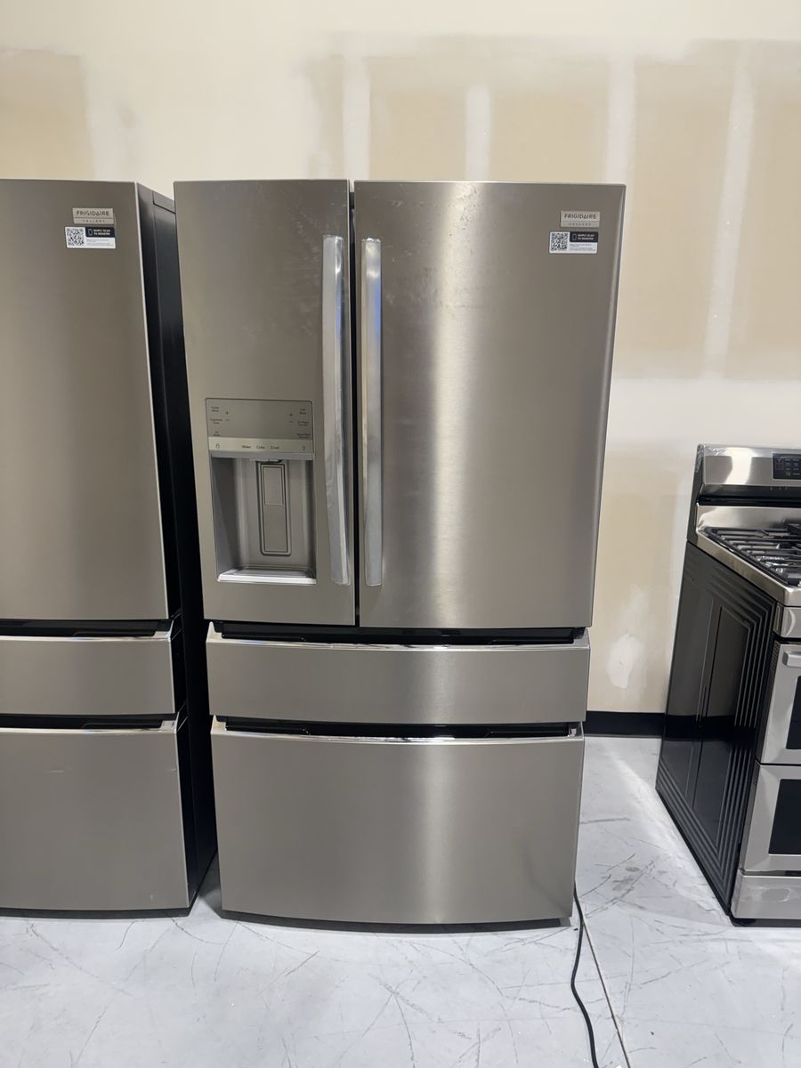 New scratch and dent Frigidaire Gallery 21.8 cu ft counter depth 4 door French door refrigerator