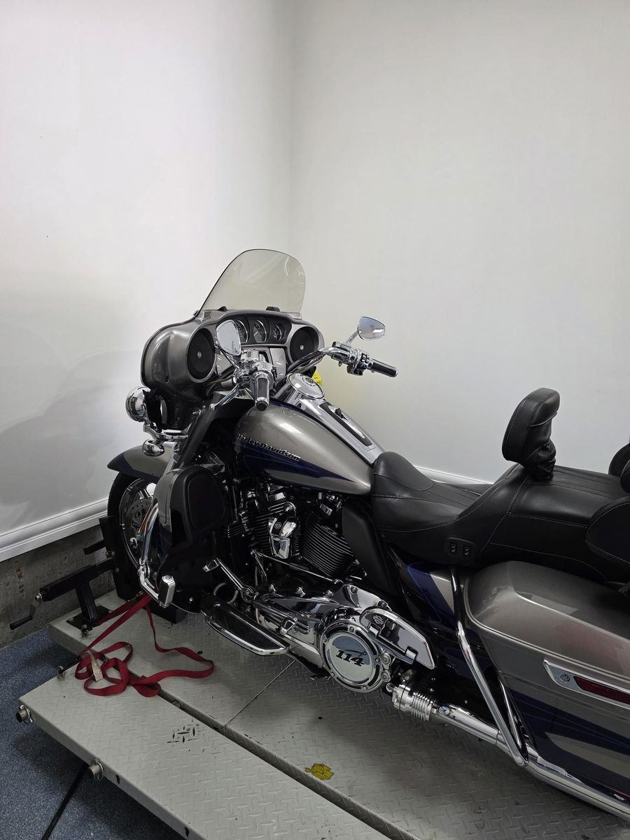2017 Harley Davidson CVO Limited