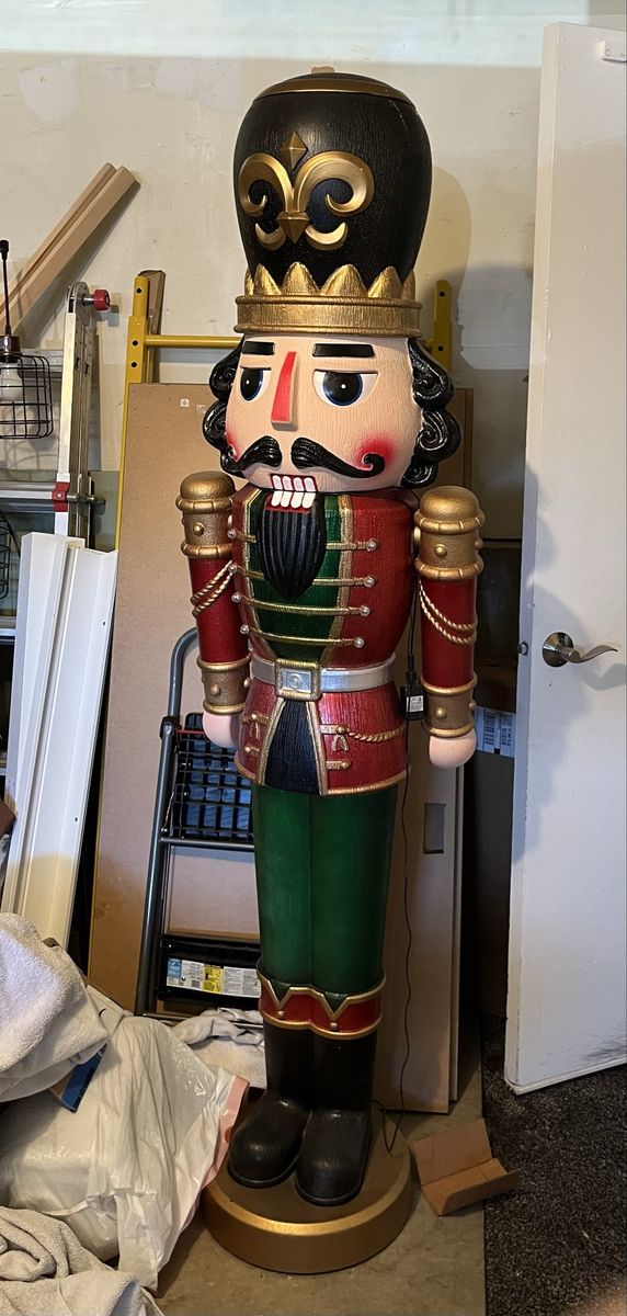 Large Holiday Nutcracker Decoration Statue 6 ft