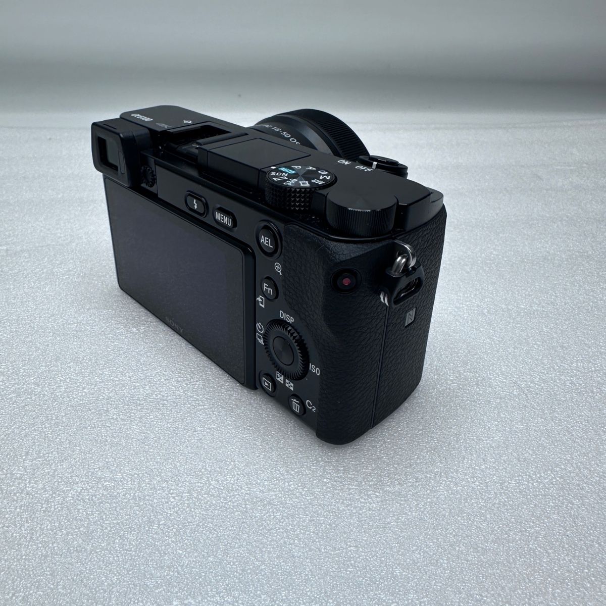 Main image 4