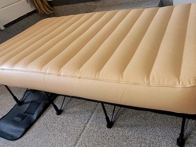 Frontgate EZ-Bed Air Mattress Built In Pump & Frame Inflatable Mattress
