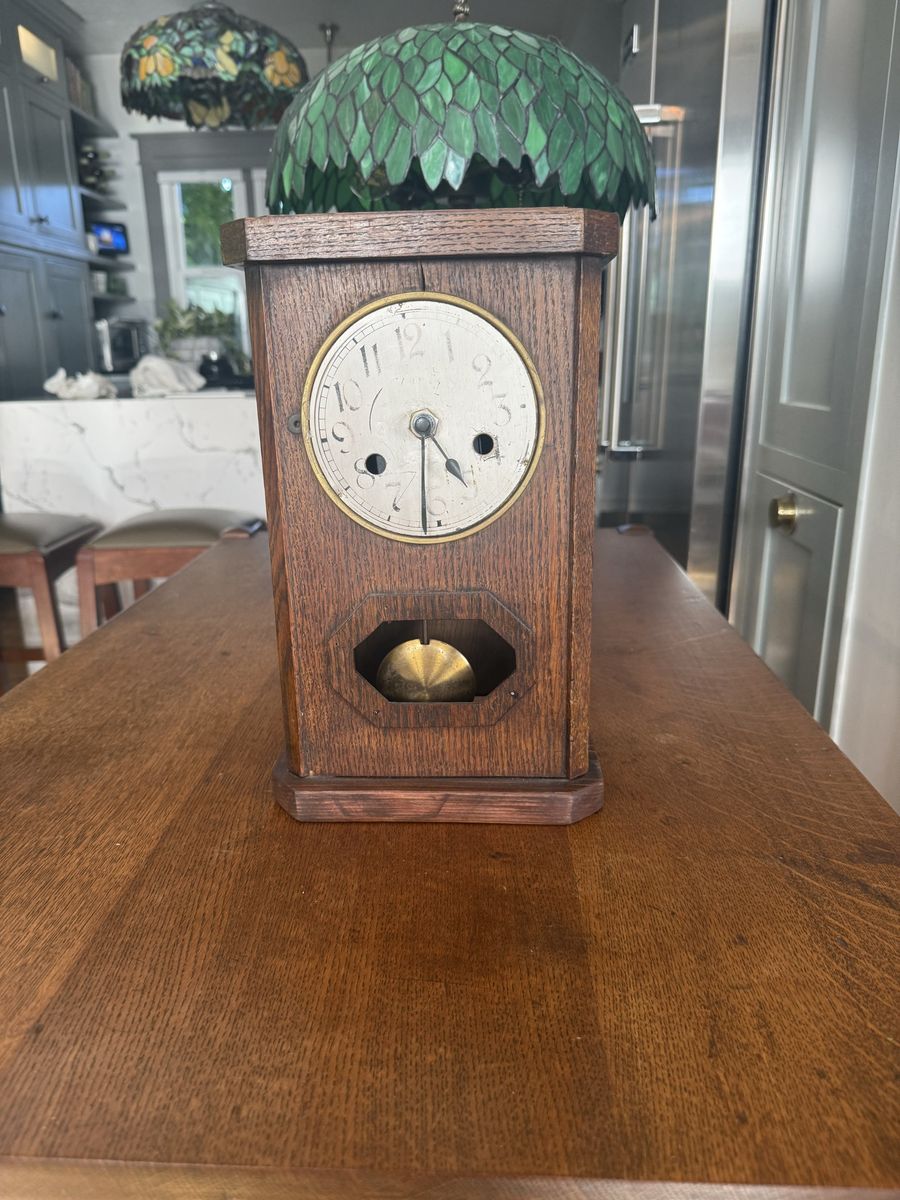 Antique, Battery Operated, Clock