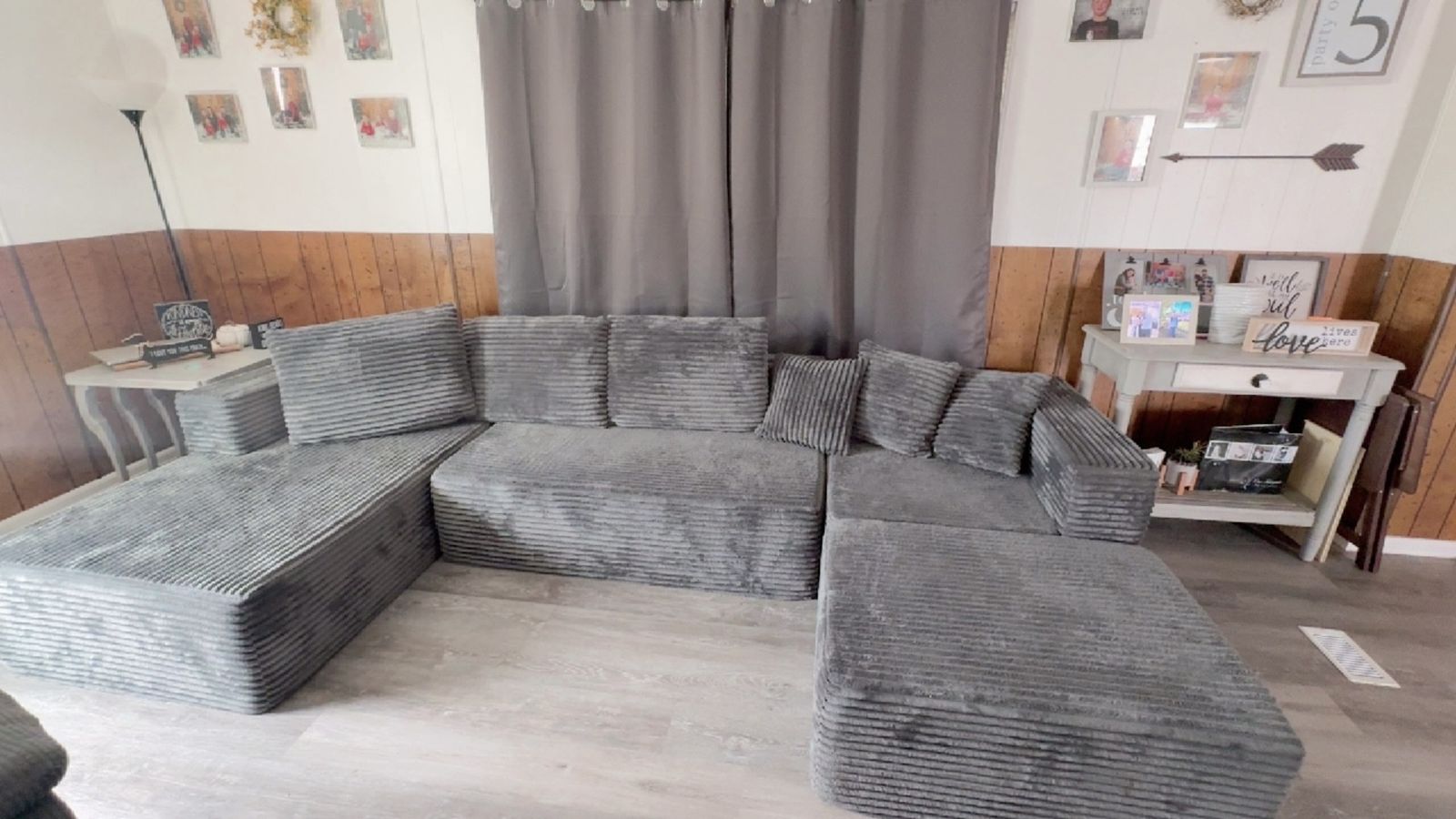 Boneless couch 