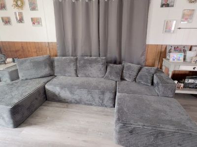 Boneless couch