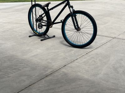DK dirt jumper
