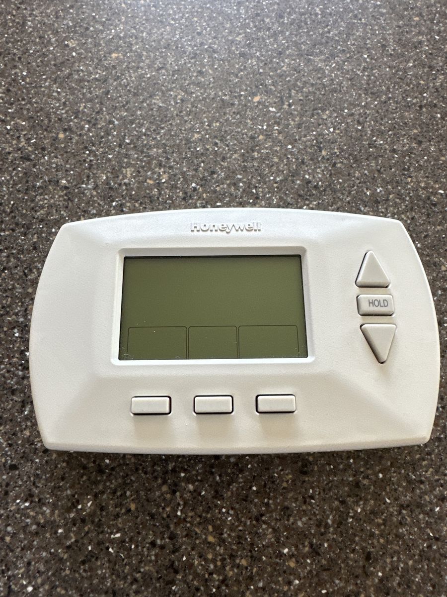 Honeywell Digital Thermostat White - RTH 6300B1005.  Standard HVAC Control Unit