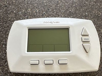 Honeywell Digital Thermostat White - RTH 6300B1005. Standard HVAC Control Unit
