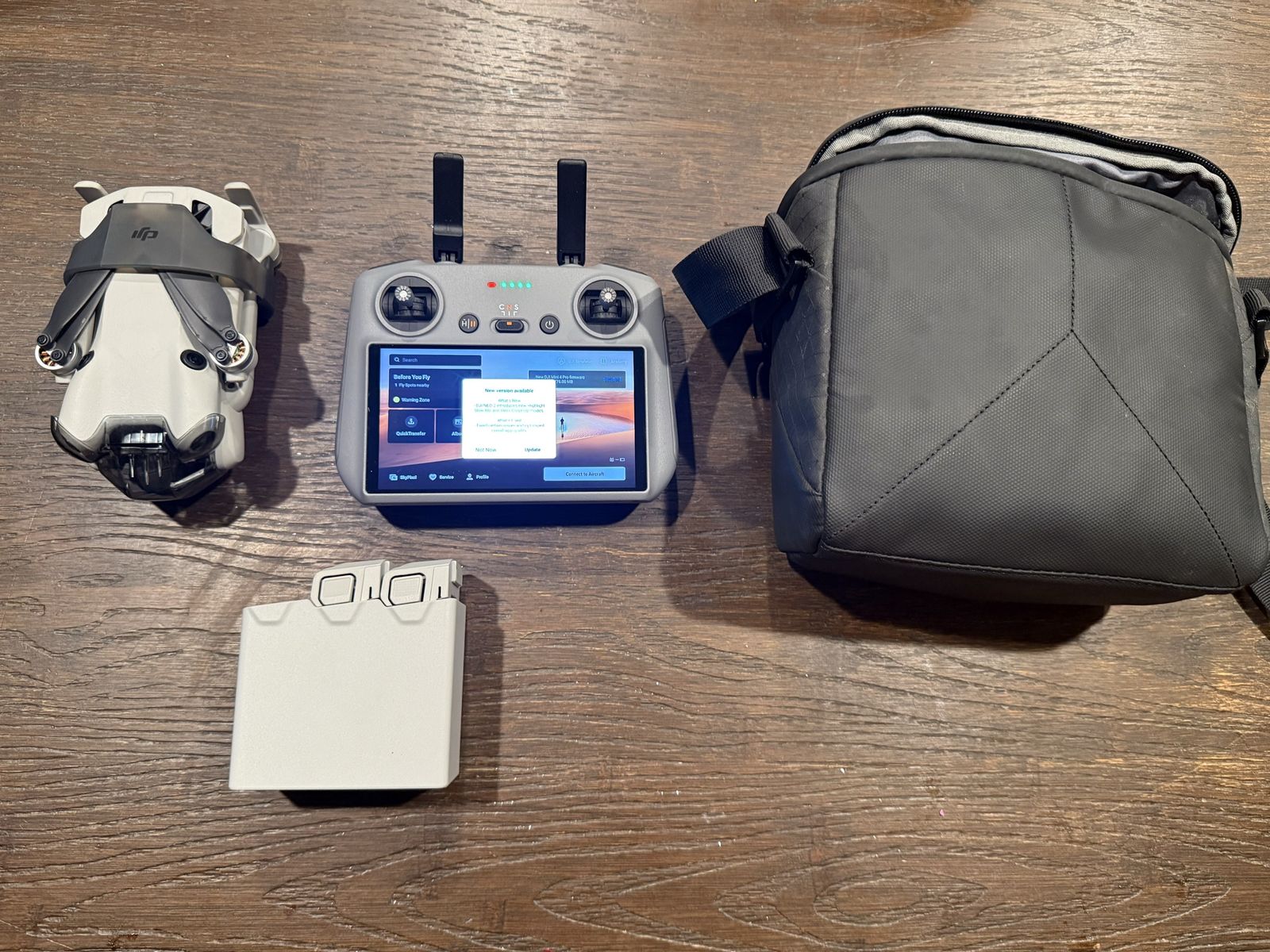 DJI Mini 4 Pro Fly More Package | RC 2 Remote | Never Crashed | Low Flight Hours