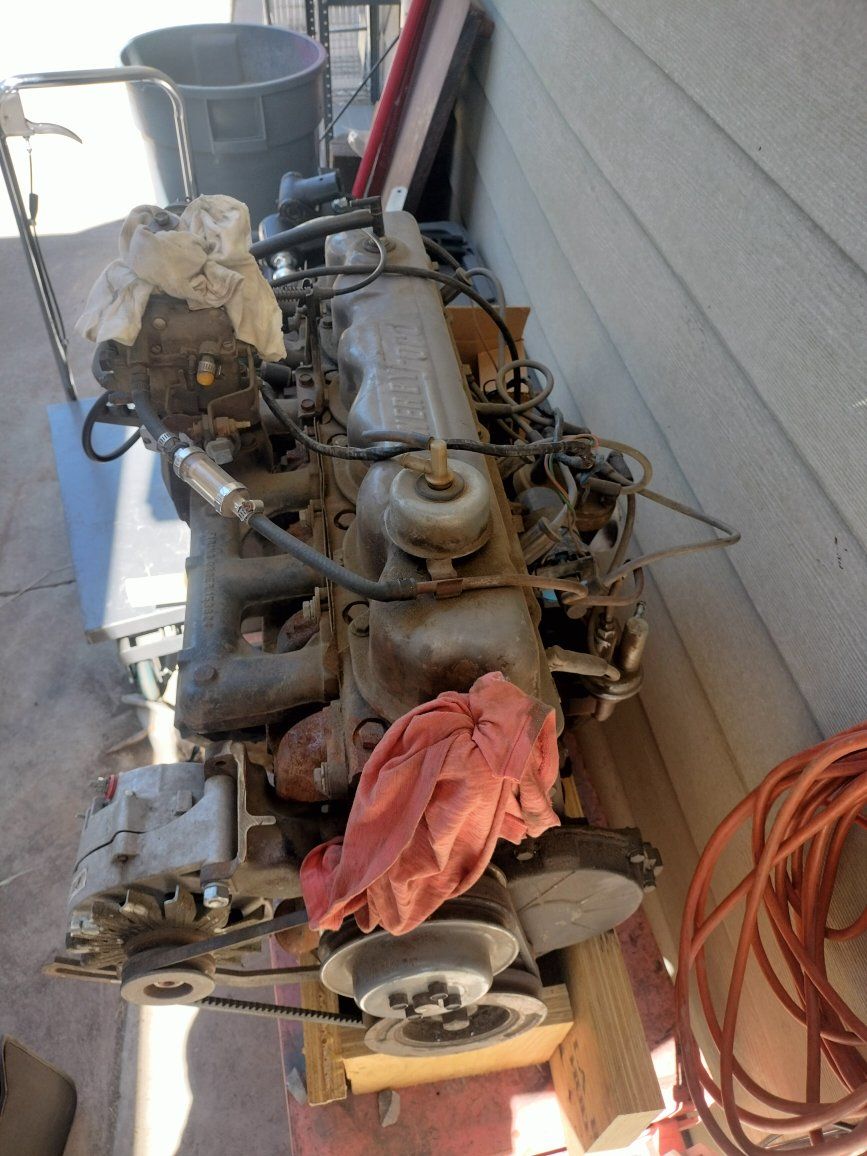 1980 Ford 300 straight 6