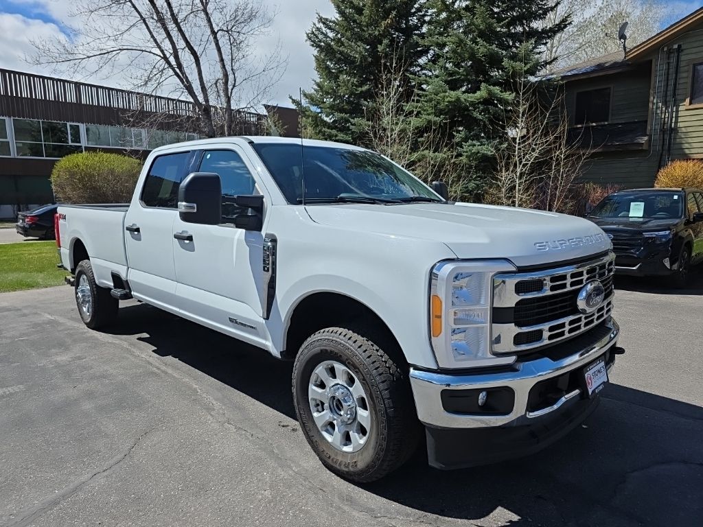 2023 Ford F-350 Super Duty XLT