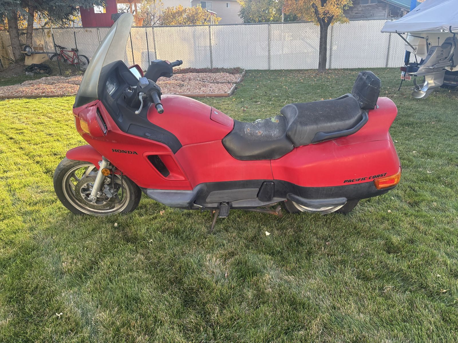 Honda Pacific Coast PC800 Motorcycle