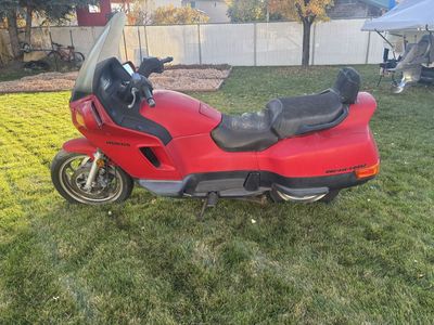 Honda Pacific Coast PC800 Motorcycle