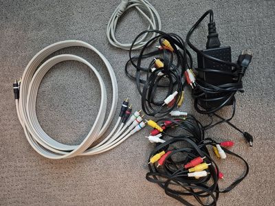 Assorted audio and video cables