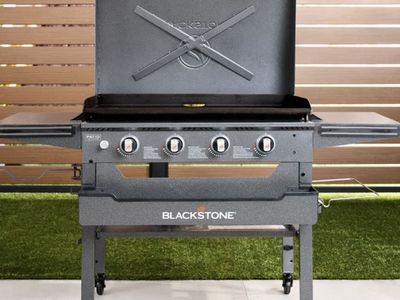 Blackstone Patio 4-Burner 66.5" Griddle Cooking Station with Side Shelves & Wheels