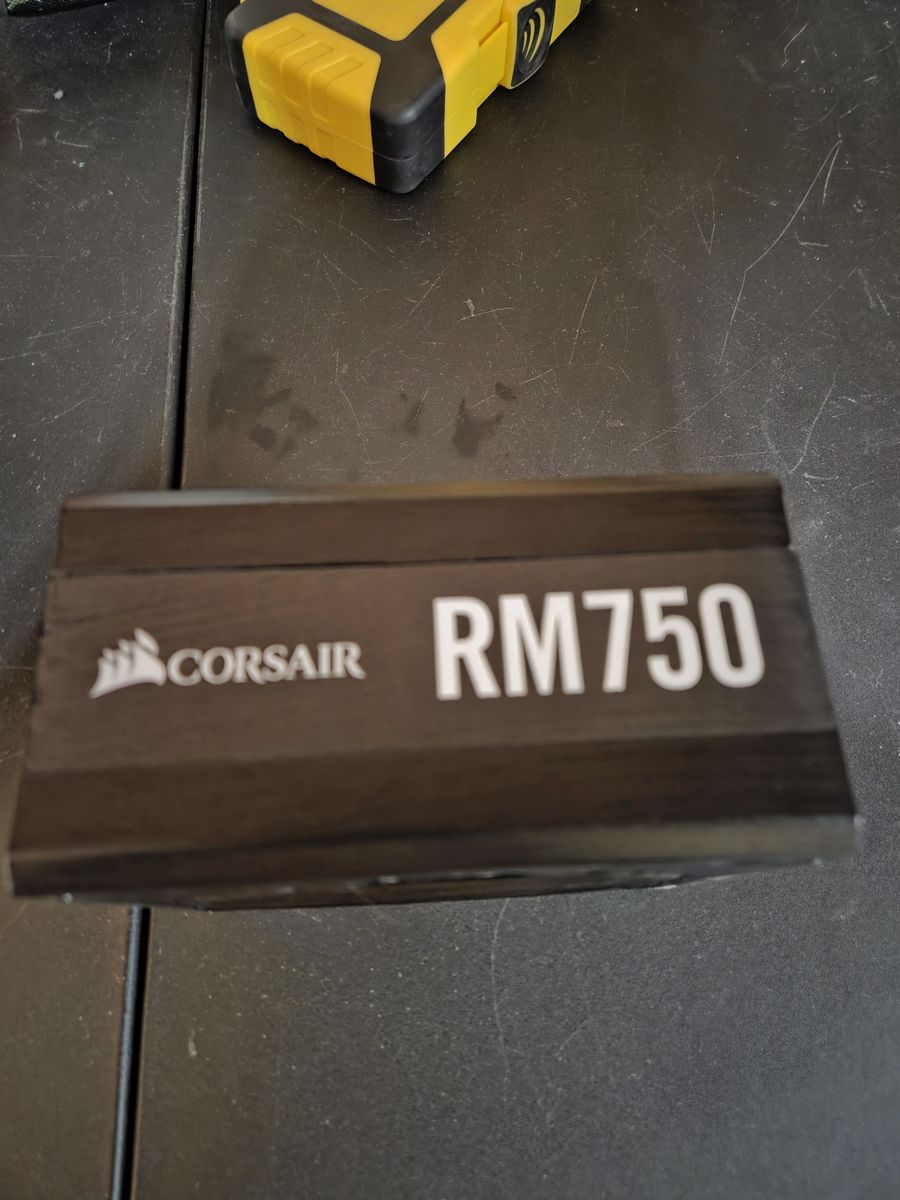 CORSAIR RM Series RM750 CP-9020195-NA 750 W ATX12V v2.52 / EPS12V v2.92