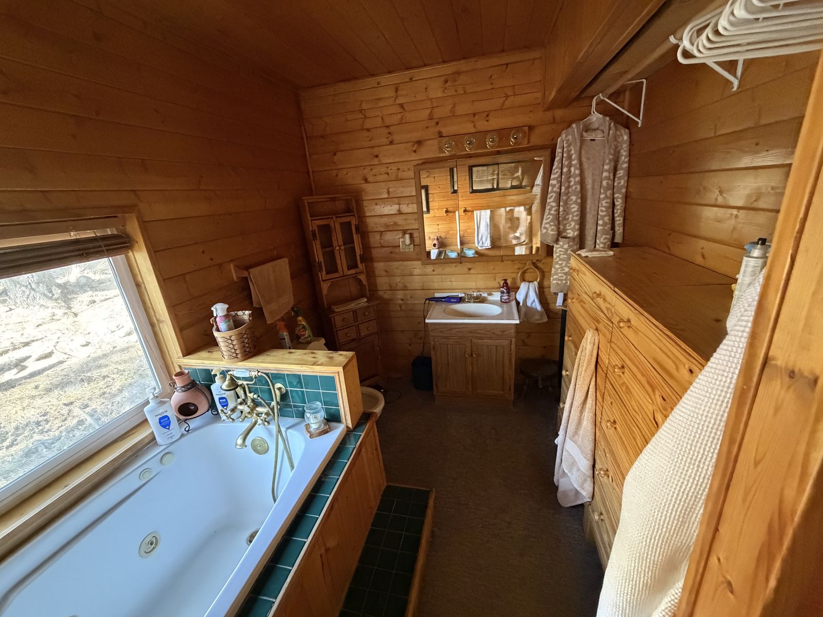 Main image 13