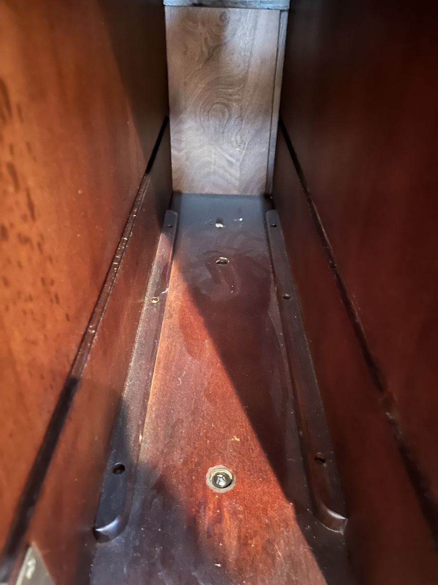 Main image 5