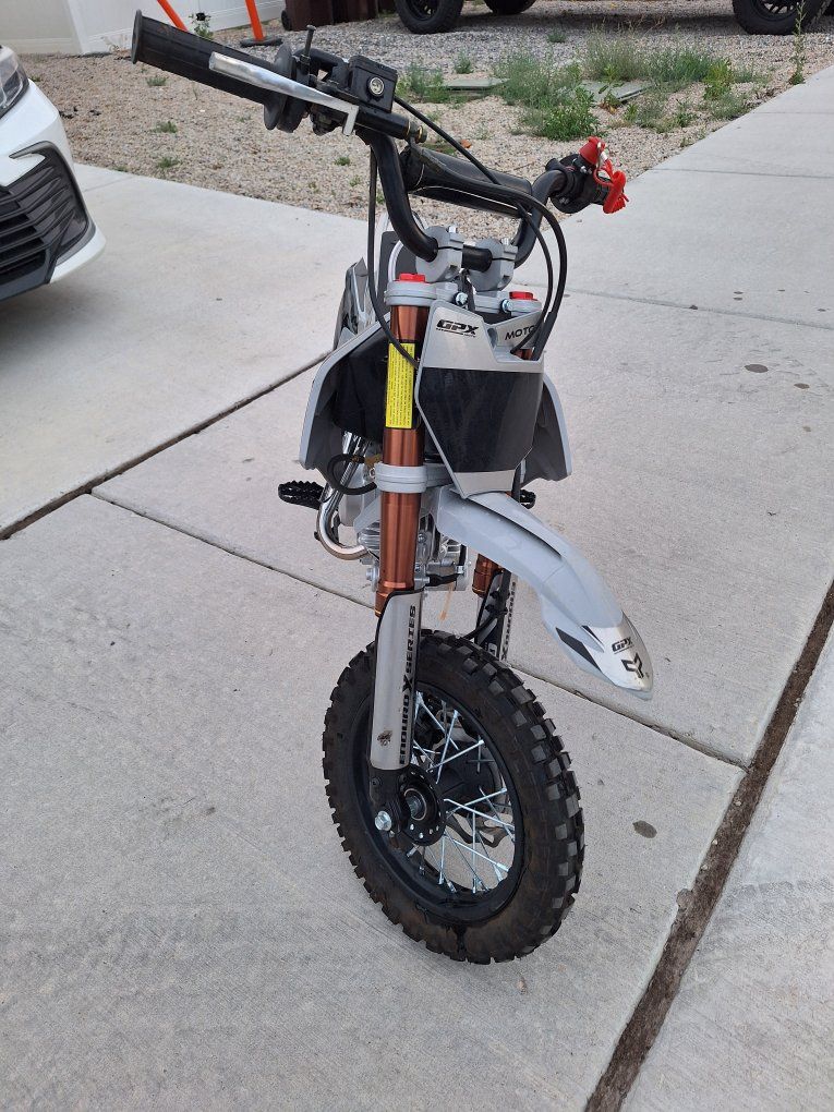 Pitster Pro FSE 60 dirt bike