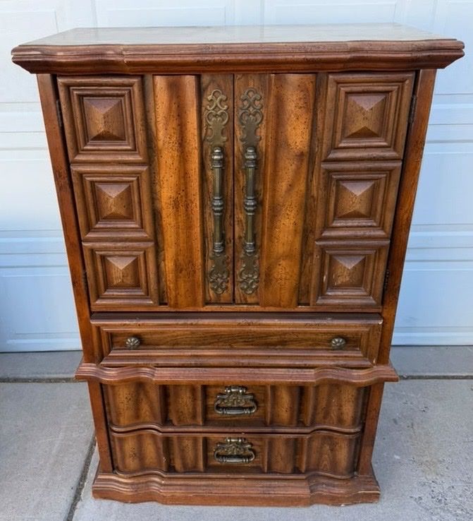 Beautiful dresser