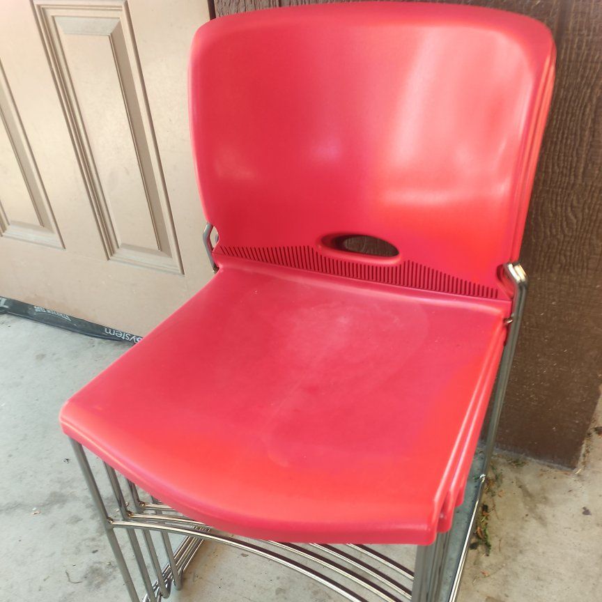 HON OLSON stackable chair